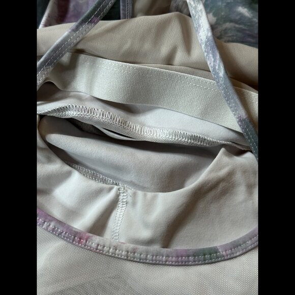 Fabletics Tank Top Small Womens Tie Dye Abstract Daphne Performance Athletic - Picture 6 of 7